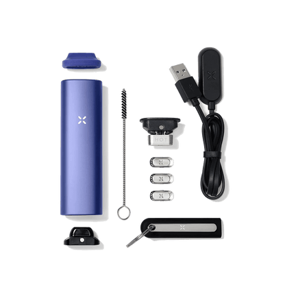 Entdecke den PAX Plus Vaporizer in sanftem Periwinkle Lila und Zubehör – perfekt, um deinen kreativen Funken zu entfachen.