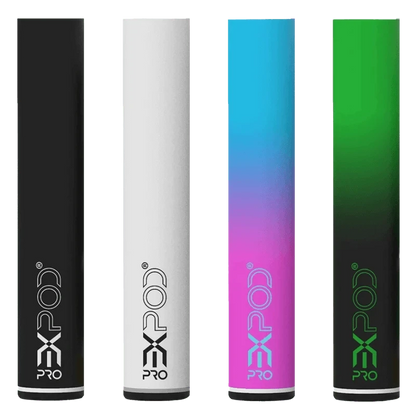 Vier eXvape eXpod Pro Basisgeräte in Schwarz, Weiß, Blau-Pink und Grün - stilvolle Designs für minimalistische Ästhetik.